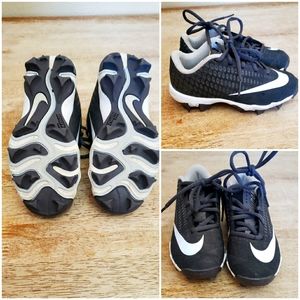 Kids nike cleats